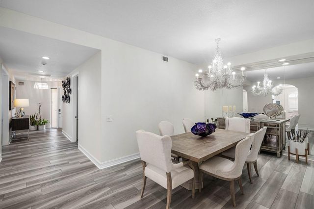 123 Palm Bay Terrace B, Palm Beach Gardens, FL 33418