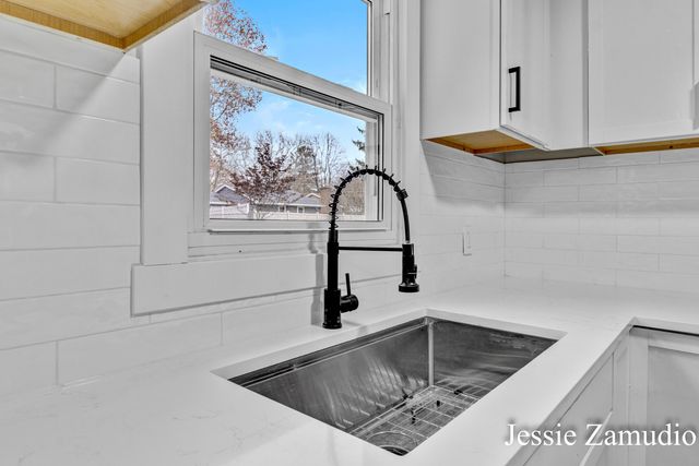 3024 Juneberry Avenue Se, City Of Grand Rapids, MI 49508