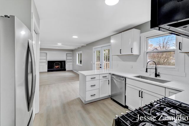 3024 Juneberry Avenue Se, City Of Grand Rapids, MI 49508