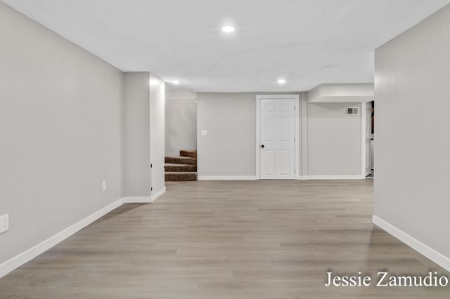 3024 Juneberry Avenue Se, City Of Grand Rapids, MI 49508