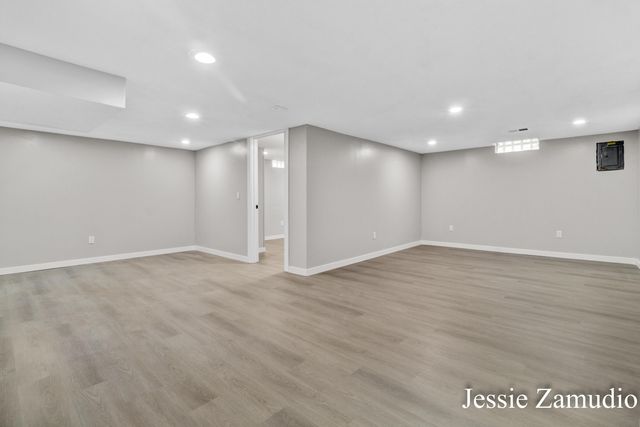 3024 Juneberry Avenue Se, City Of Grand Rapids, MI 49508