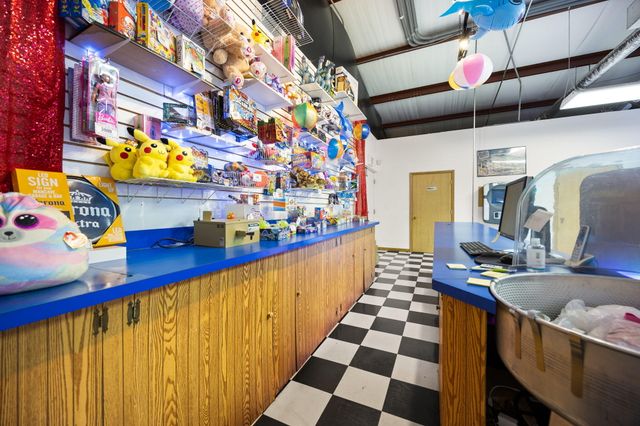 2367 U.S. 127 Business, Jamestown, KY 42629