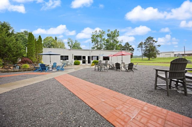 2367 U.S. 127 Business, Jamestown, KY 42629