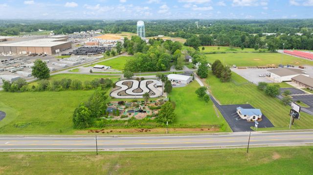 2367 U.S. 127 Business, Jamestown, KY 42629