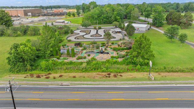 2367 U.S. 127 Business, Jamestown, KY 42629