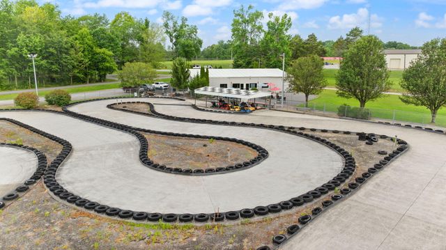 2367 U.S. 127 Business, Jamestown, KY 42629