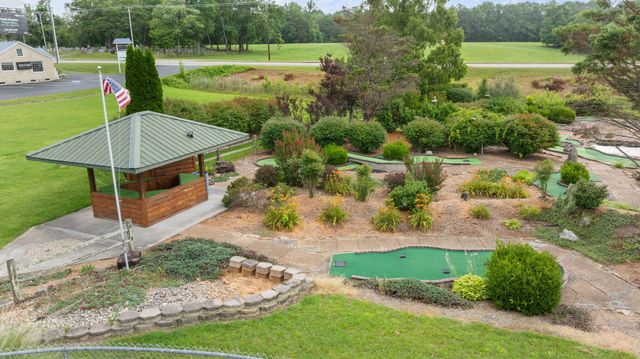 2367 U.S. 127 Business, Jamestown, KY 42629