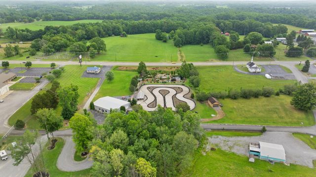 2367 U.S. 127 Business, Jamestown, KY 42629