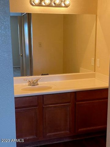 5757 W Eugie Avenue 2025, Glendale, AZ 85304