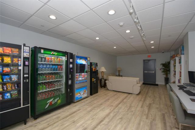 405 N Ocean Boulevard 207, Pompano Beach, FL 33062