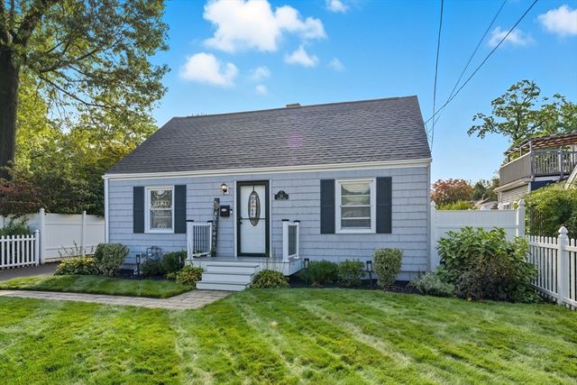 53 Druids Ln, West Springfield, MA 01089
