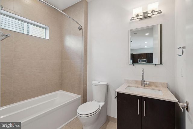 914 S DARIEN ST, Philadelphia, PA 19147