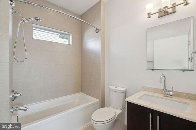 914 S DARIEN ST, Philadelphia, PA 19147