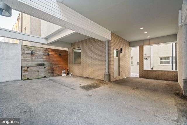 914 S DARIEN ST, Philadelphia, PA 19147