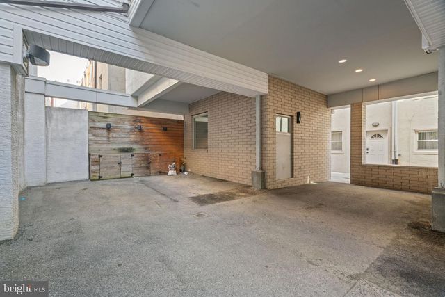 914 S DARIEN ST, Philadelphia, PA 19147