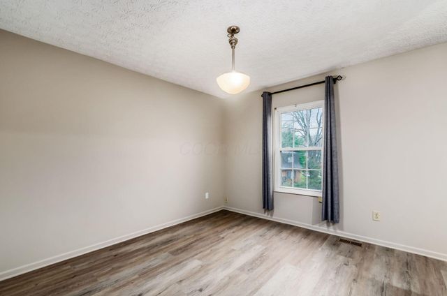 4169 Cherry Orchard Lane, Columbus, OH 43230