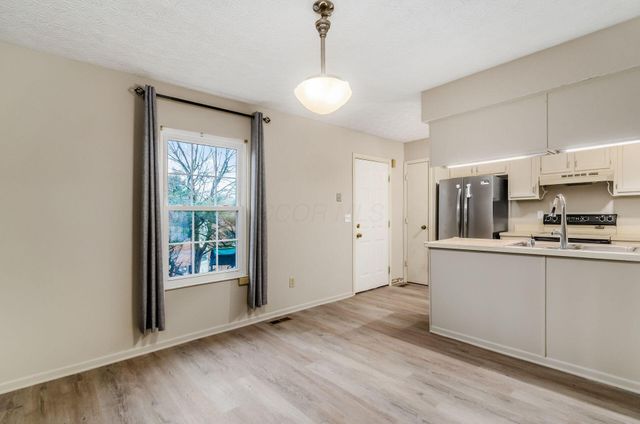 4169 Cherry Orchard Lane, Columbus, OH 43230