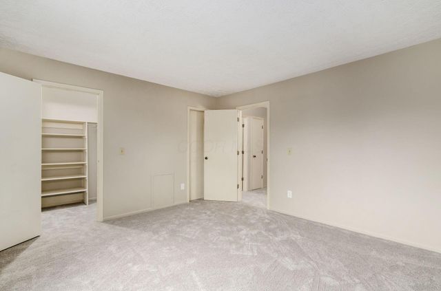 4169 Cherry Orchard Lane, Columbus, OH 43230