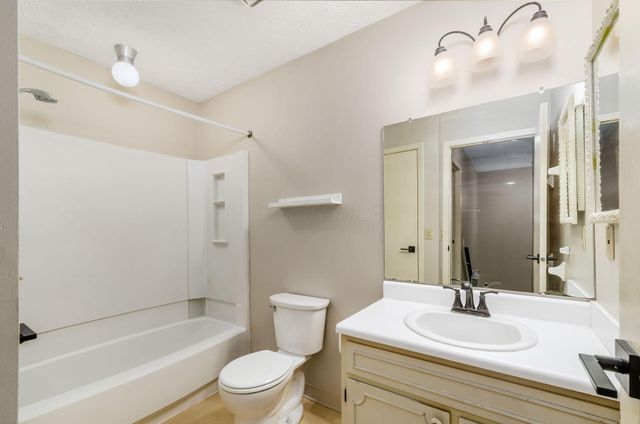 4169 Cherry Orchard Lane, Columbus, OH 43230