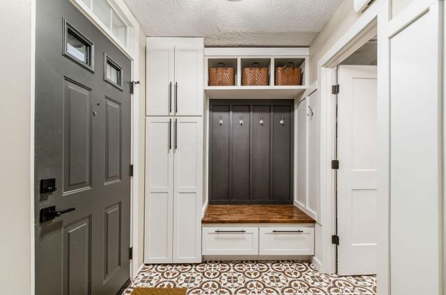 4169 Cherry Orchard Lane, Columbus, OH 43230