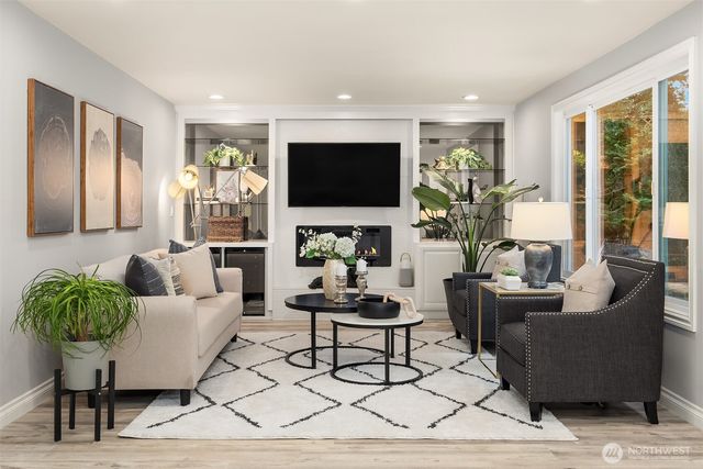 2516 Medina Circle, Medina, WA 98039