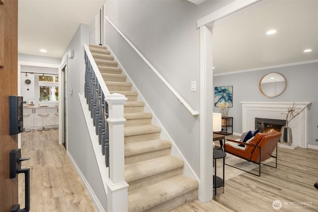 2516 Medina Circle, Medina, WA 98039