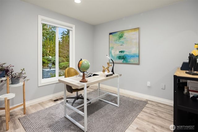 2516 Medina Circle, Medina, WA 98039