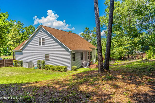 515 Clark Street, Southern Pines, NC 28387