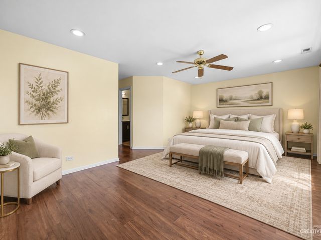 1062 Stamford Court, Aurora, IL 60502