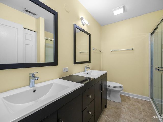 1062 Stamford Court, Aurora, IL 60502