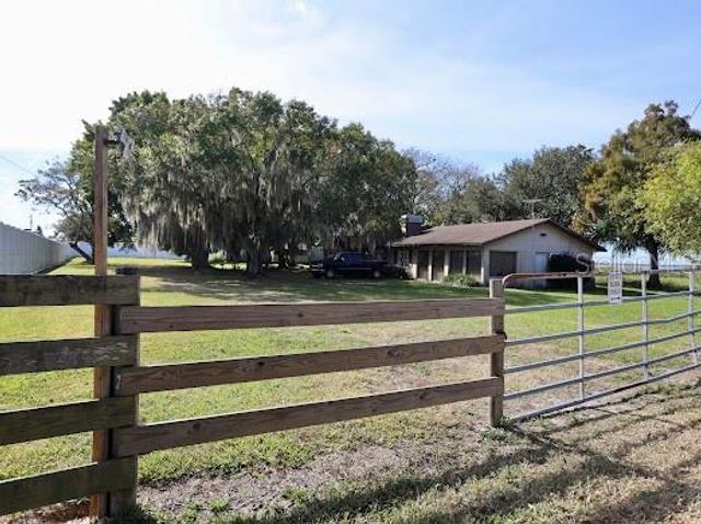 4705 KISSIMMEE PARK ROAD, St Cloud, FL 34772