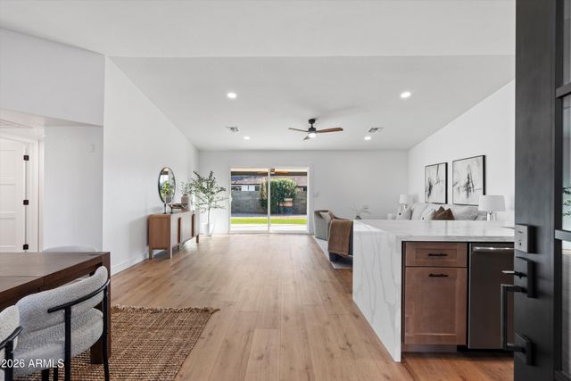 5801 E EVANS Drive, Scottsdale, AZ 85254