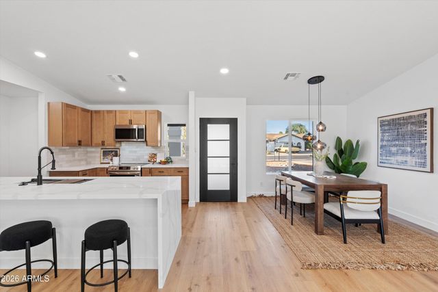 5801 E EVANS Drive, Scottsdale, AZ 85254