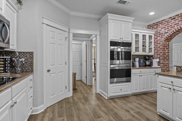 30 Pleasant Pond Loop, Hattiesburg, MS 39402