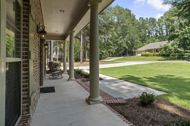 30 Pleasant Pond Loop, Hattiesburg, MS 39402