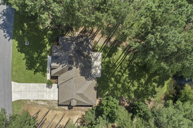 30 Pleasant Pond Loop, Hattiesburg, MS 39402