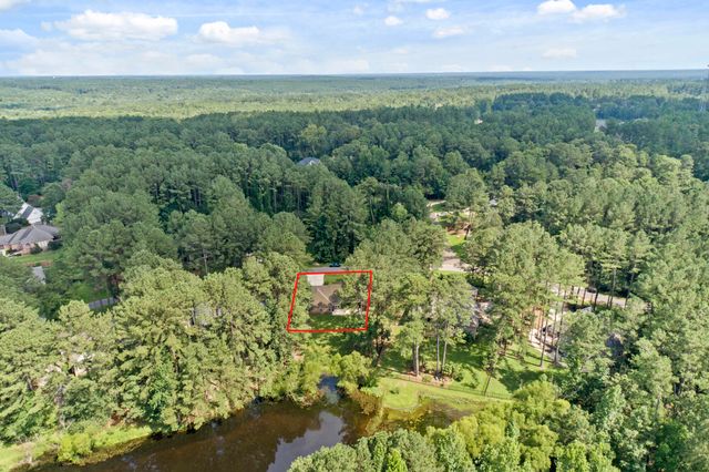 30 Pleasant Pond Loop, Hattiesburg, MS 39402