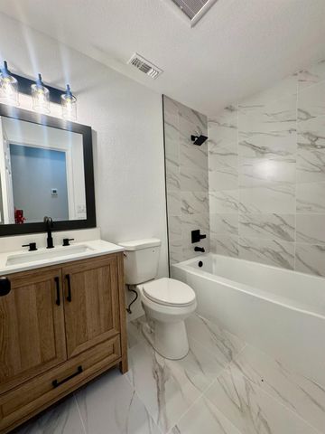 2471 Rhine Way, Elverta, CA 95626