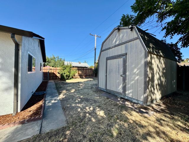 2471 Rhine Way, Elverta, CA 95626
