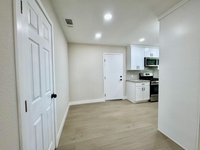 2471 Rhine Way, Elverta, CA 95626