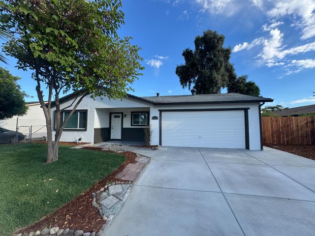 2471 Rhine Way, Elverta, CA 95626