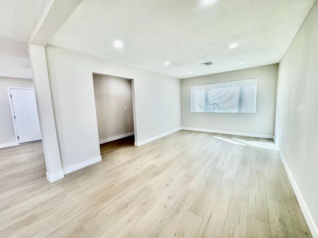 2471 Rhine Way, Elverta, CA 95626