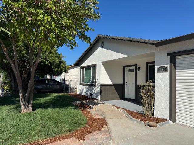 2471 Rhine Way, Elverta, CA 95626