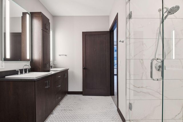 253 Lake Street E 212, Wayzata, MN 55391