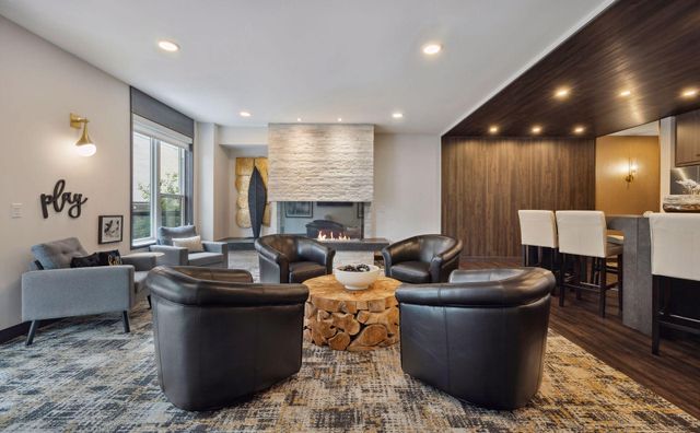 253 Lake Street E 212, Wayzata, MN 55391
