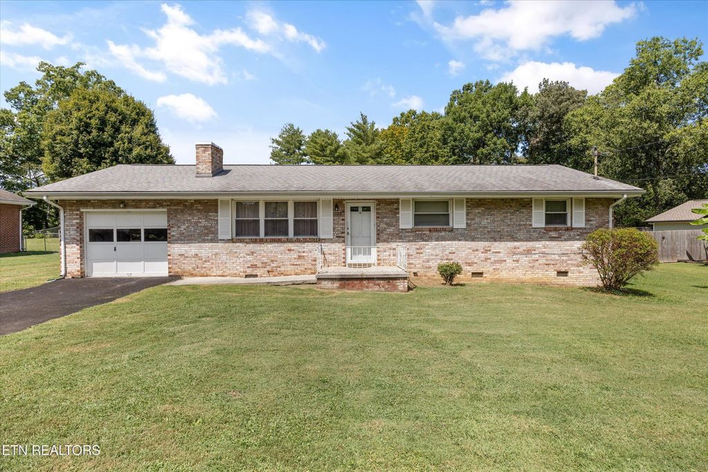 1103 Adair Drive, Knoxville, TN 37918