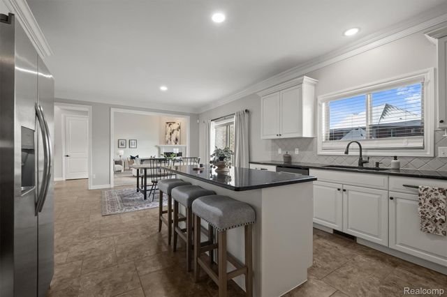 16348 Via Montella, Macomb Township, MI 48042