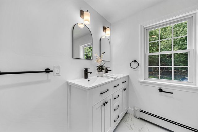 87 School Street., Hanover, MA 02339