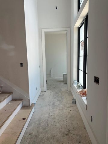 1933 Restridge Drive, Houston, TX 77055