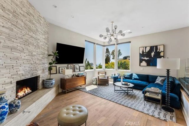 845 Summit Drive, Laguna Beach, CA 92651